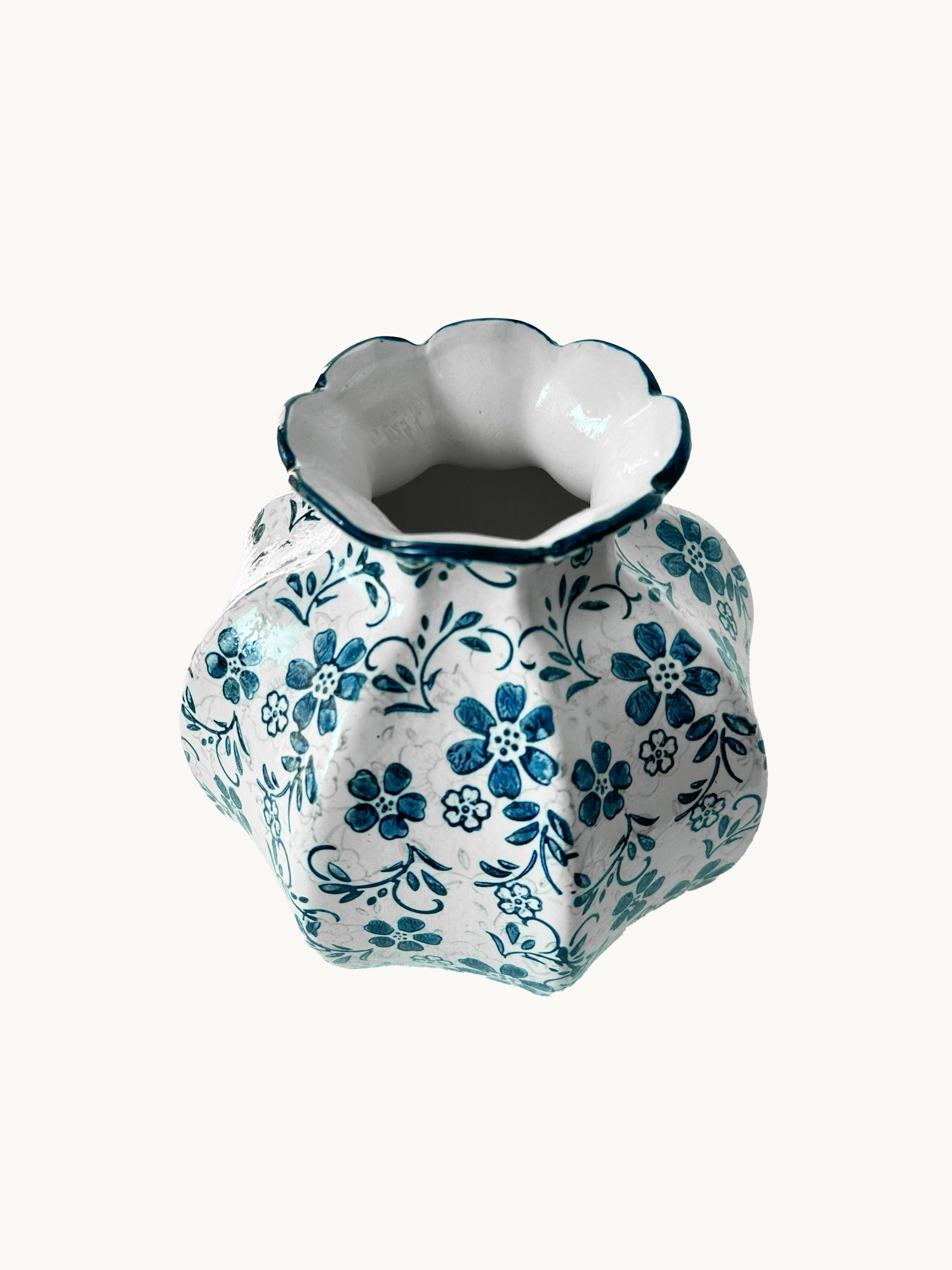 Jarrón festoneado Amaranton de 18 cm con diseño de prado índigo 